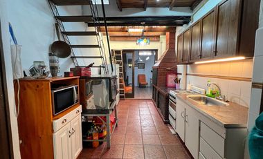 Venta PH independiente balcon parrilla y garage