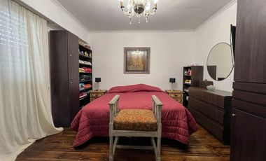 Venta PH independiente balcon parrilla y garage
