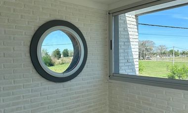 CASA EN VENTA 2 DORMITORIOS A ESTRENAR ALVEAR