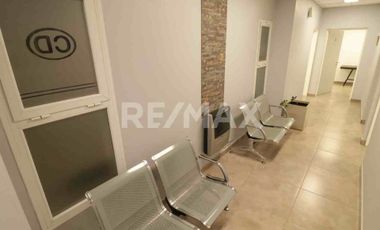 EN VENTA IDEAL CONSULTORIOS MEDICINA B° ASPA