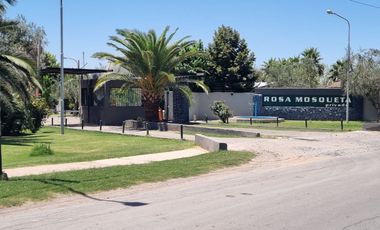 VENTA - EXCELENTE LOTE CON QUINCHO Y PILETA