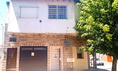 VENTA PH 3 AMBIENTES CON COCHERA QUILMES OESTE