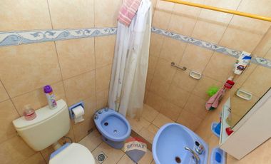 VENTA PH 3 AMBIENTES CON COCHERA QUILMES OESTE