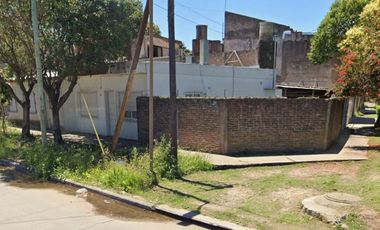 VENTA 2 CASAS LOTE PROPIO EZPELETA GARAGE F/LIBRE
