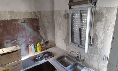 VENTA 2 CASAS LOTE PROPIO EZPELETA GARAGE F/LIBRE