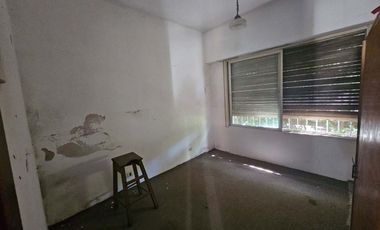 Venta Ph a reciclar en Bernal Centro.