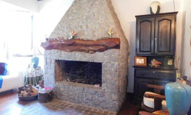 VENTA CASA 4 AMBIENTES IDEAL HOSTEL OPORTUNIDAD