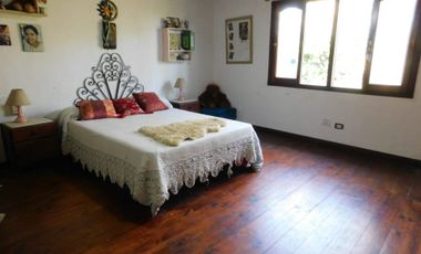 VENTA CASA 4 AMBIENTES IDEAL HOSTEL OPORTUNIDAD