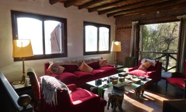 VENTA CASA 4 AMBIENTES IDEAL HOSTEL OPORTUNIDAD