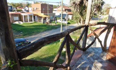 VENTA CASA 4 AMBIENTES IDEAL HOSTEL OPORTUNIDAD