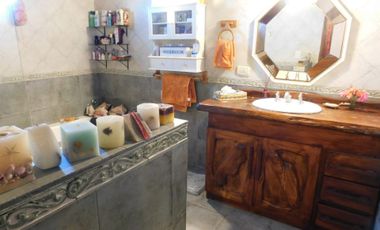 VENTA CASA 4 AMBIENTES IDEAL HOSTEL OPORTUNIDAD
