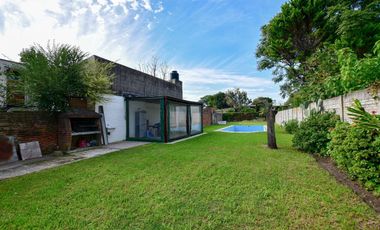 Casa en Tolosa con Parque y Pileta