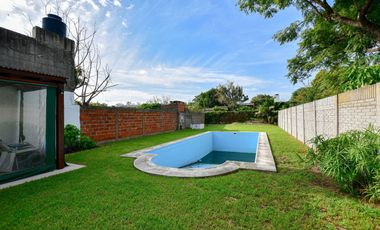 Casa en Tolosa con Parque y Pileta