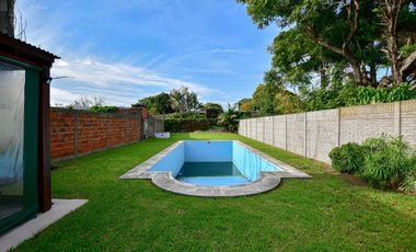 Casa en Tolosa con Parque y Pileta