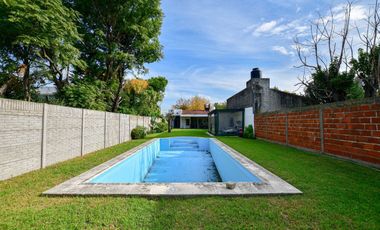 Casa en Tolosa con Parque y Pileta