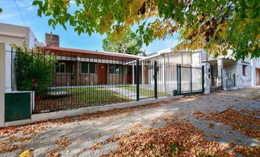 Casa en Tolosa con Parque y Pileta