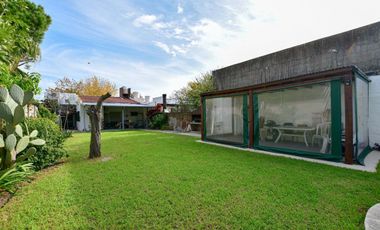 Casa en Tolosa con Parque y Pileta