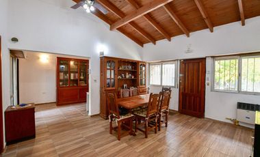 Casa en Tolosa con Parque y Pileta