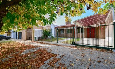 Casa en Tolosa con Parque y Pileta