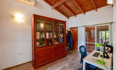 Casa en Tolosa con Parque y Pileta