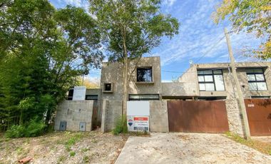 Casa en venta 2/3 dormitorios - Villa Elisa