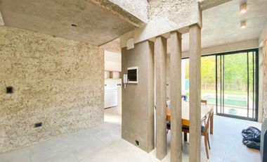 Casa en venta 2/3 dormitorios - Villa Elisa