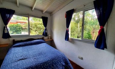 Venta de casa con departamentos en Valeria del Mar