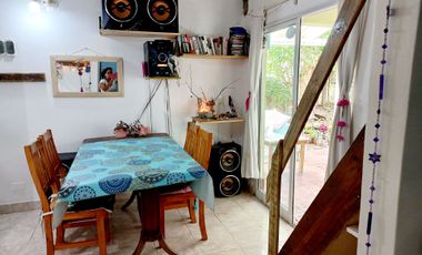 Venta de casa con departamentos en Valeria del Mar