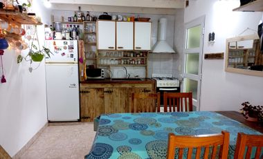 Venta de casa con departamentos en Valeria del Mar