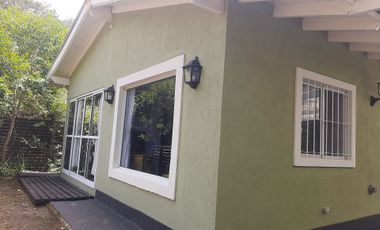 Venta de casa con departamentos en Valeria del Mar