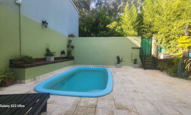 Venta de casa con departamentos en Valeria del Mar