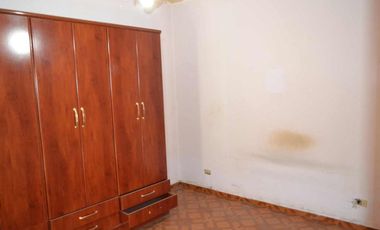OPORTUNIDAD MORON PH 3 AMB C/CON COCHERA Y PATIO