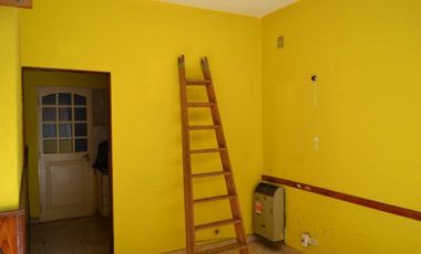 OPORTUNIDAD MORON PH 3 AMB C/CON COCHERA Y PATIO