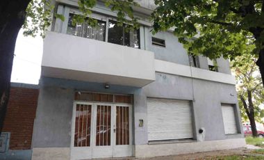 Casa en Venta La Plata, 3 dormitorios, terraza.