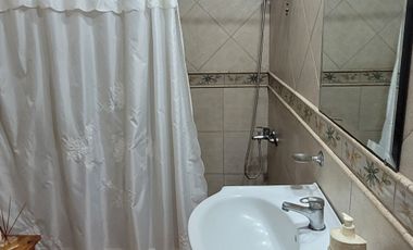 CASA 5 AMBIENTES CON PARQUE QUINCHO COCHERA