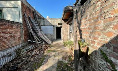 VENTA CASA 4 AMB A TERMINAR S/LOTE PROPIO 492 MTS