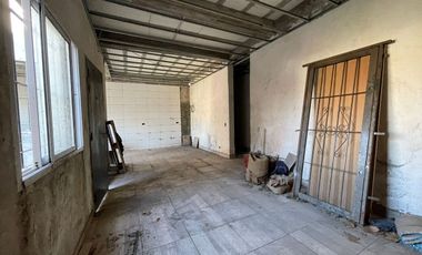 VENTA CASA 4 AMB A TERMINAR S/LOTE PROPIO 492 MTS