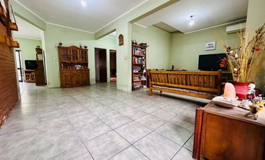 CASA 3 AMB EN PB + GRAN AMBIENTE A TERMINAR EN PA