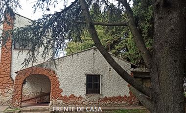 Casa con terreno Quinta calle 40 al 5300 Plátanos