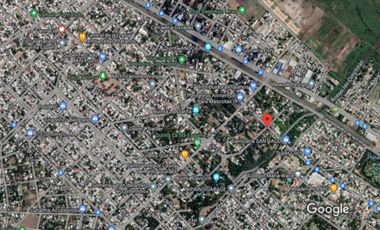 Casa con terreno Quinta calle 40 al 5300 Plátanos