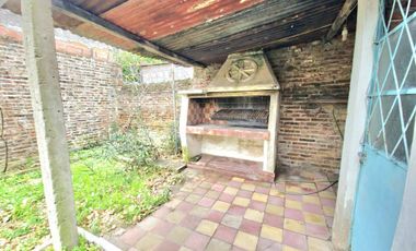 Venta / Permuta Casa 4 Amb Hurlingham APTO CREDITO