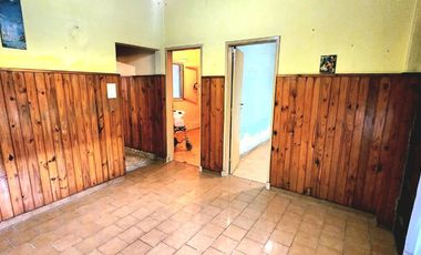 Venta / Permuta Casa 4 Amb Hurlingham APTO CREDITO