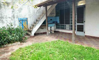 Venta / Permuta Casa 4 Amb Hurlingham APTO CREDITO