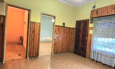 Venta / Permuta Casa 4 Amb Hurlingham APTO CREDITO