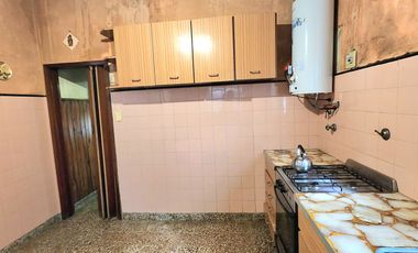 Venta / Permuta Casa 4 Amb Hurlingham APTO CREDITO