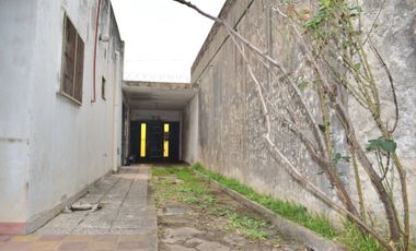 Venta / Permuta Casa 4 Amb Hurlingham APTO CREDITO