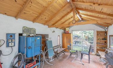 CASA 4 AMB C/QUINCHO JARDIN Y COCHERA MORENO