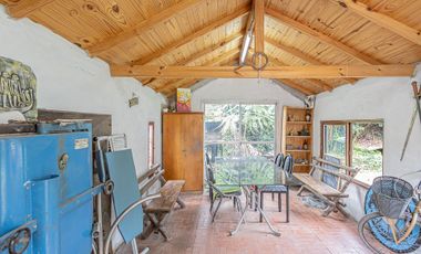 CASA 4 AMB C/QUINCHO JARDIN Y COCHERA MORENO