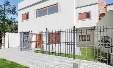 Casa Amplia y de Categoría en Venta en Guadalupe