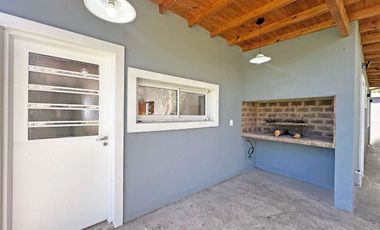 Venta casa 4 amb, Las lomas Miramar a estrenar
